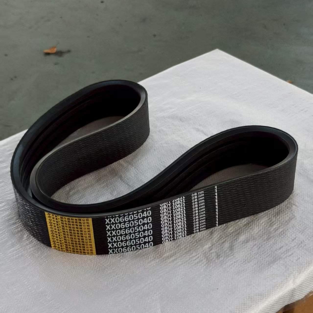 สายพานตัววีแบบหุ้ม vs สายพานตัววีแบบมีฟันเฟือง – ควรเลือกอย่างไร?